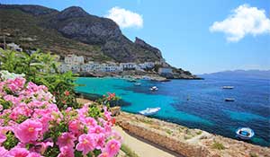 Vacker kust på en Roadtrip i Italien