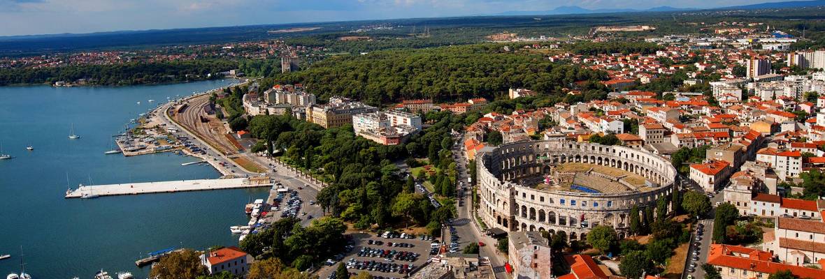 I vackra och historiska Pula finns en amfiteater och flera romerska tempel